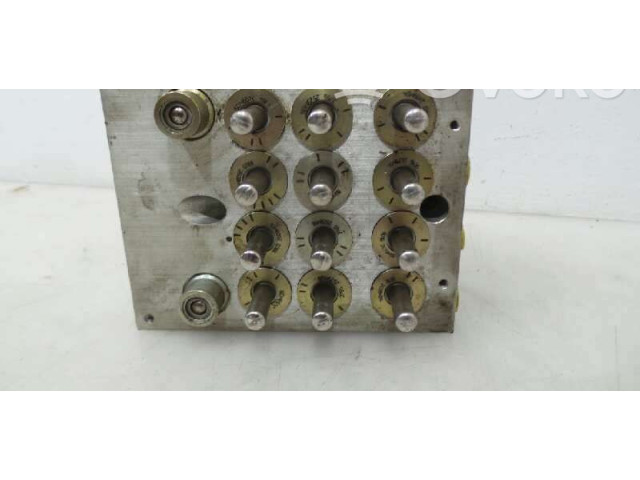 Jednotka ABS 9496930, 9496930 Volvo S80 1998