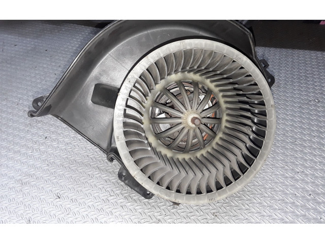 Вентилятор печки 6Q1820015C Audi A2