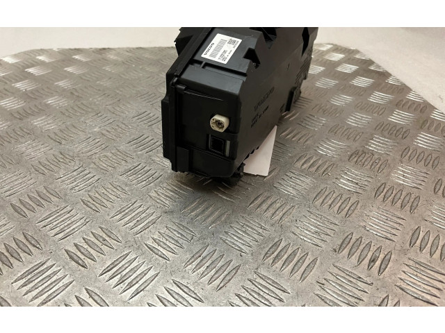 Дисплей    31665399, 27206273   Volvo XC90