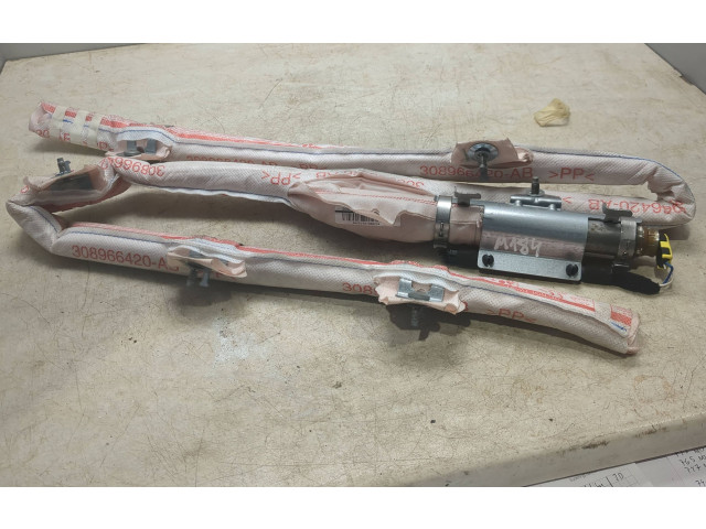 Боковая подушка безопасности GX7314K160BB Jaguar XE