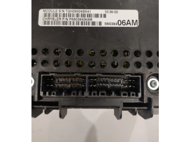 Блок предохранителей  P56038406AM, TQH09504BS41   Jeep Grand Cherokee (WJ)    