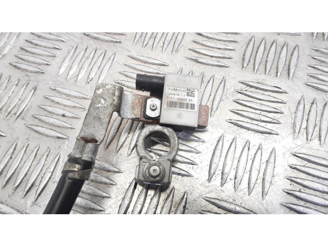 Минусовый провод (аккумулятора)