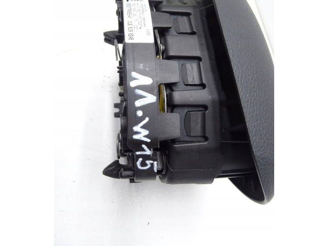 Подушка безопасности водителя 5E0880201B Skoda Octavia Mk3 (5E)