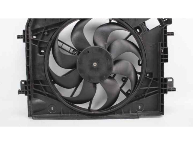 Вентилятор радиатора     214818009R    Renault Clio IV 