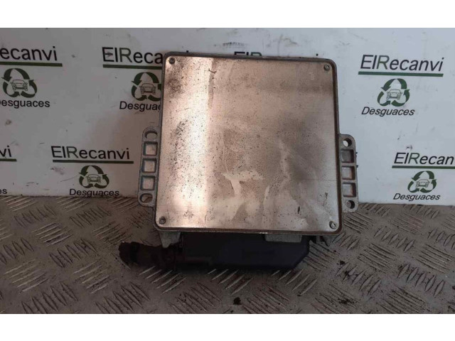 Блок управления двигателем Блок управления 7700104481   Renault Clio I