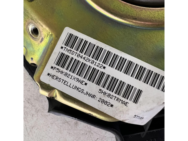 Подушка безопасности водителя 5HK02TRMAE, P5HK021X9AE Jeep Cherokee III KJ
