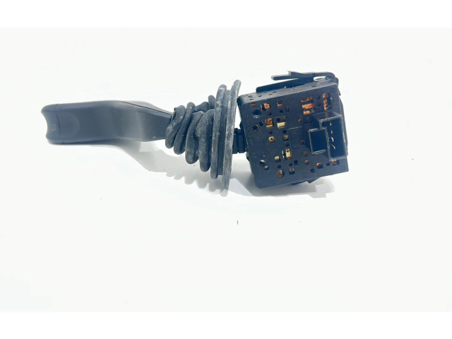 Ручка стеклоочистителей Opel Meriva A