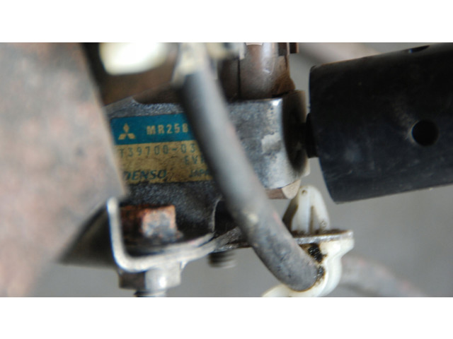 Přístrojová deska Mitsubishi Pajero 2004 200KM