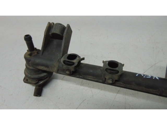 Топливная рампа Renault Clio I 1.5 для двигателя D7F 730