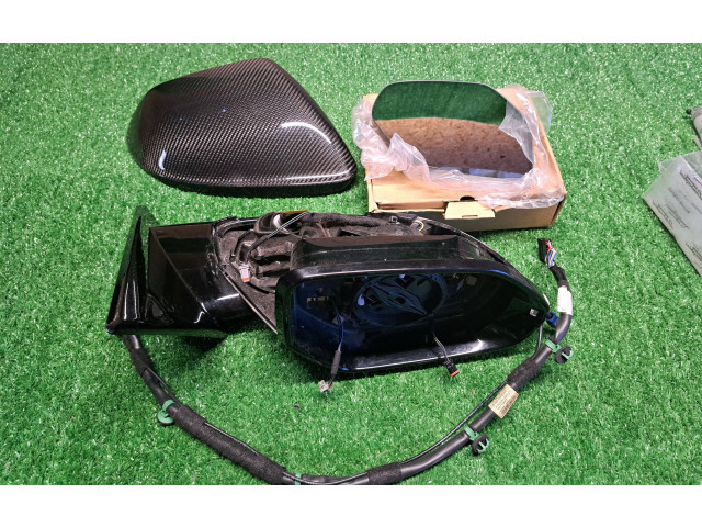 Zpětné zrcátko  Lamborghini Urus 2023    