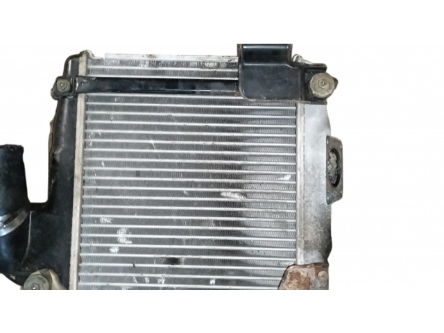 Интеркулер     Mitsubishi Pajero 2.5