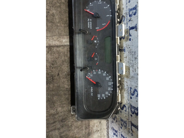 Přístrojová deska Nissan Terrano 2004 2X804