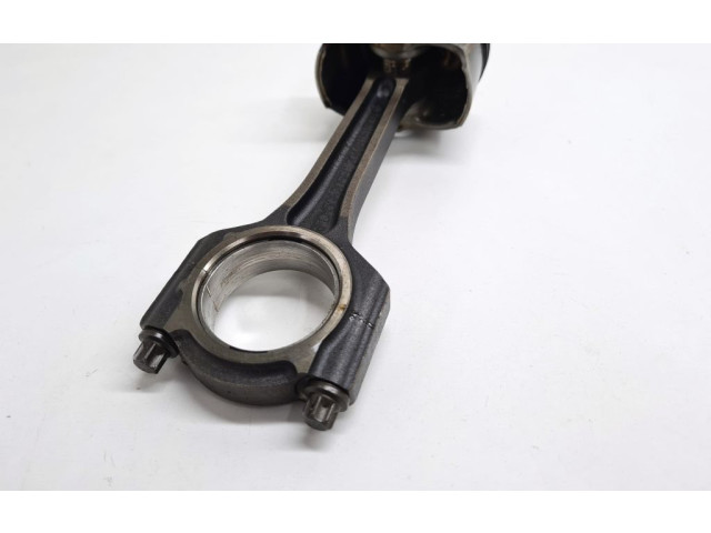 Píst RFCM5G6205EC, M2DA   Ford C-MAX II    M2DA 