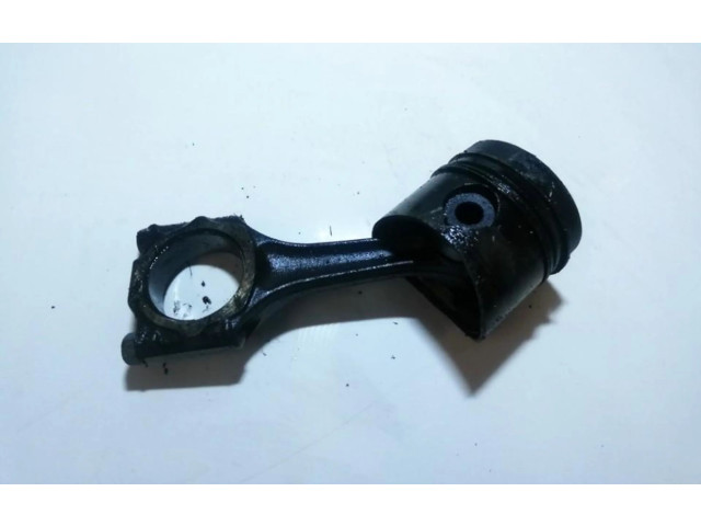  Поршень с шатуном    Volkswagen Golf II  