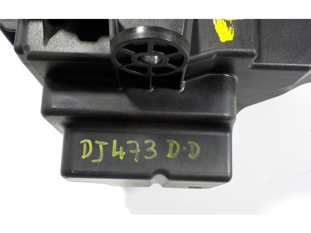 Блок управления BDJD6696X Mazda 3