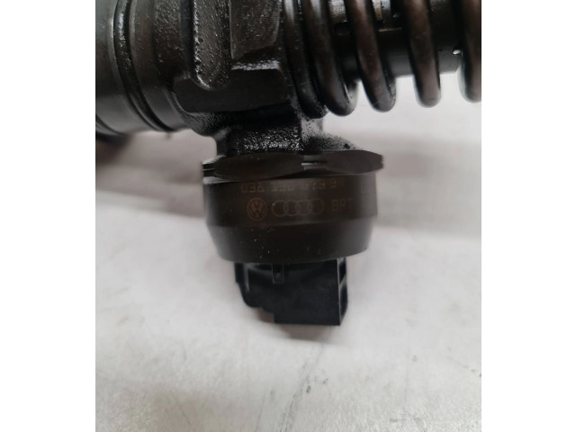 Vstřikovač 038130073BN   Volkswagen Caddy    BLS 