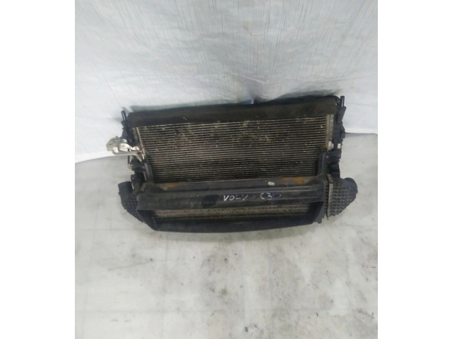 Комплект радиатора Volvo C30 2007 - 2010 года