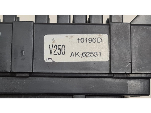 Блок предохранителей 10196D, AK62531 Chevrolet Epica