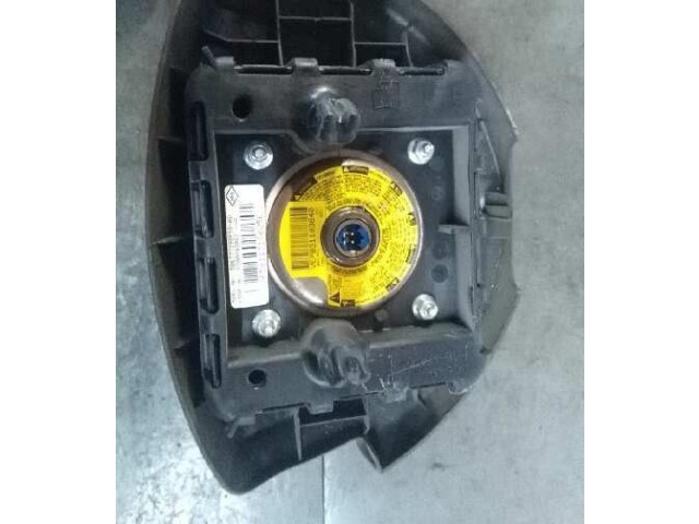 Подушка безопасности водителя 8200842062 Dacia Sandero