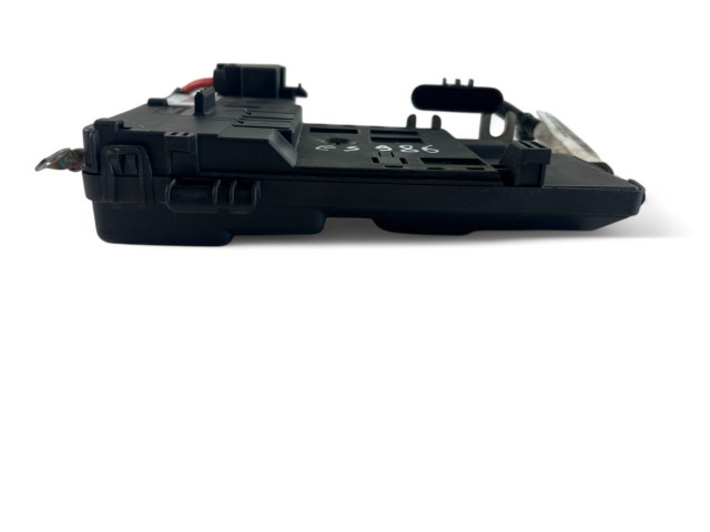 Блок предохранителей  31337182   Volvo V70    