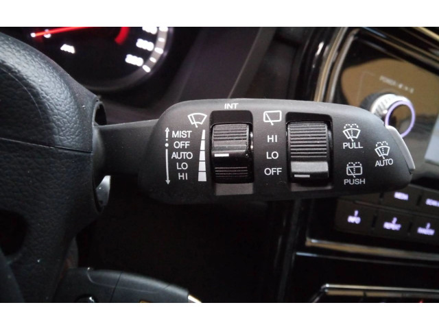 Ручка стеклоочистителей SsangYong Tivoli