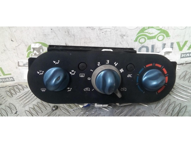 Блок управления климат-контролем 7701067954 Renault Twingo II