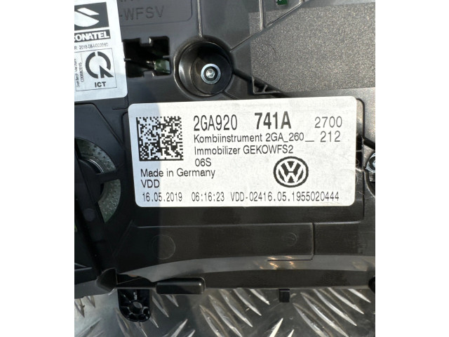 Přístrojová deska  Volkswagen T-Roc 2019 2GA920741A, 2GA260212  