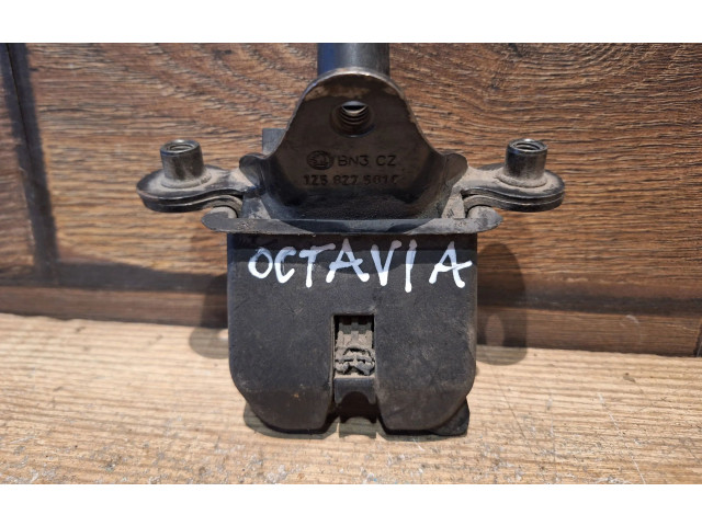 Замок багажника     Skoda Octavia Mk2 (1Z) 2004 - 2013 года