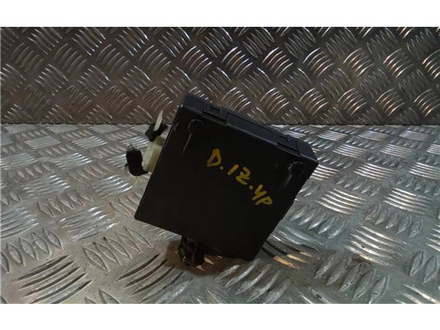 Zámek zadních dveří A2048207185, A2048200326 Mercedes-Benz C W204 2008