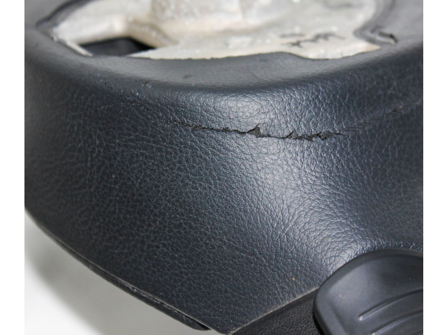 Volant Volkswagen Touareg II 2011 7P6419091  