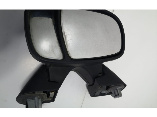 Зеркало электрическое     левое   Opel Vivaro  2001-2014 года   