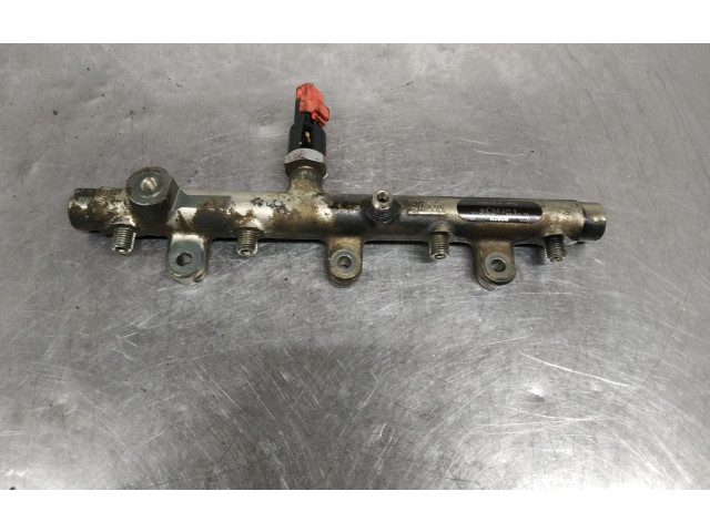 Топливная рампа 0445214019   Citroen C5  