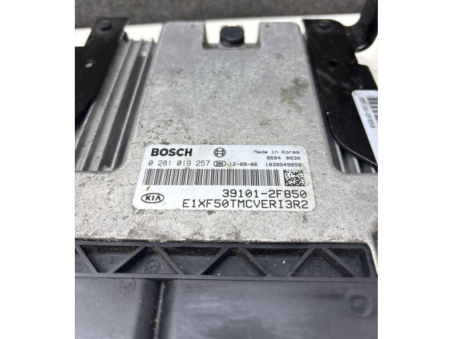 Блок управления двигателя 391012F850   KIA Sorento