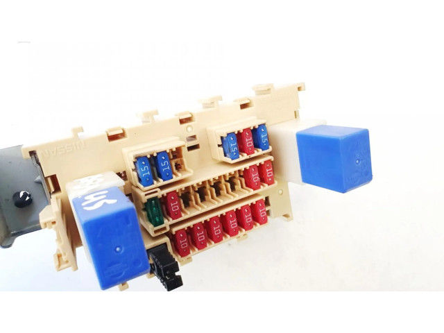 Pojistková skříňka Nissan NV200 2010