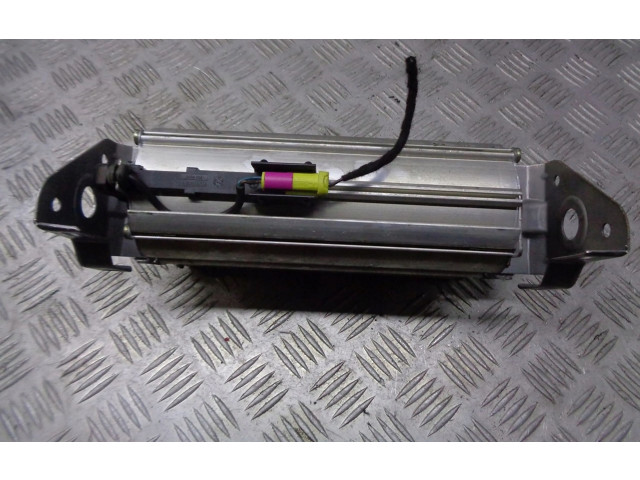 Подушка безопасности водителя    Skoda Octavia Mk1 (1U)