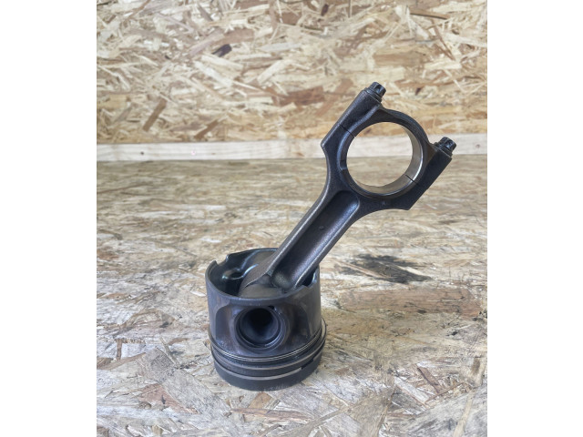 Píst M57TUE2 BMW 5 E60 E61 M57