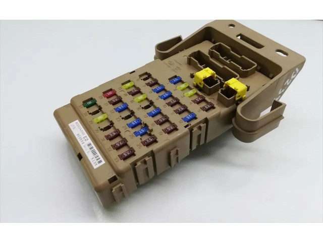 Pojistková skříňka 82201AJ000, 909559 Subaru Outback 2009