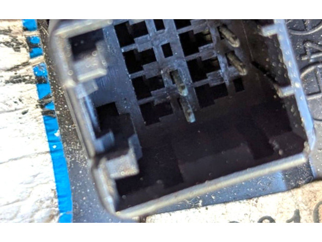 Зеркало электрическое        Hyundai Coupe   -  года   