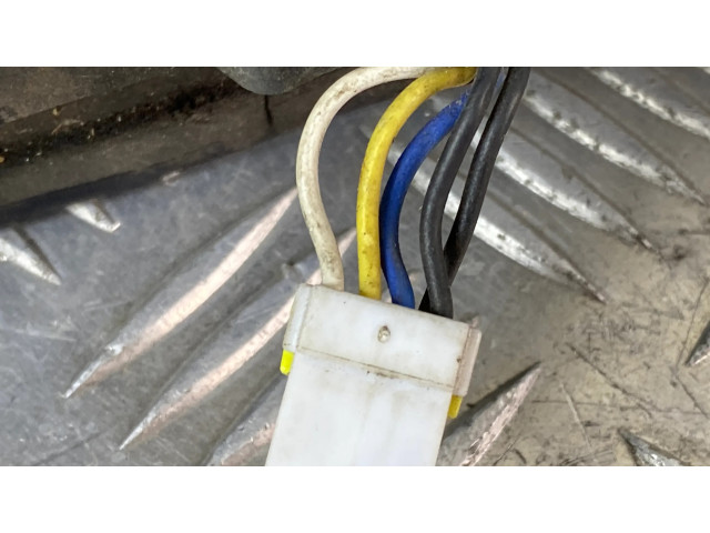 Zpětné zrcátko levé Mitsubishi Pajero 2000