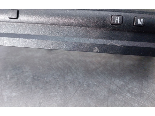 Дисплей MR975047, 66407080 Mitsubishi Carisma