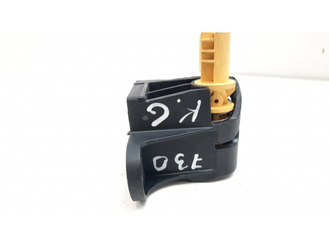 Другая деталь салона