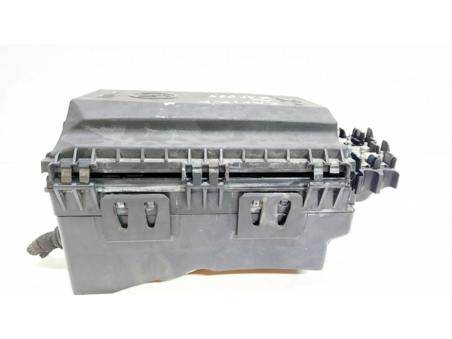 Pojistková skříňka 13368645 Opel Zafira C 2014