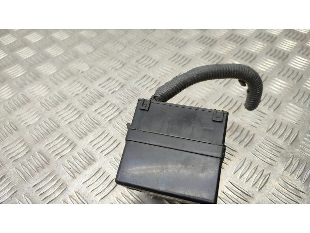 Pojistková skříňka Infiniti Q50 2016