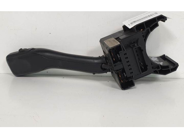 Ручка стеклоочистителей 4BO953503F Audi A3 S3 8L