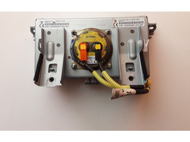 Подушка безопасности пассажира 0589P1000470 Lexus IS III XE30