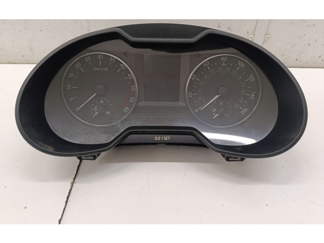 Панель приборов 5E0920941 Skoda Octavia Mk3 (5E)