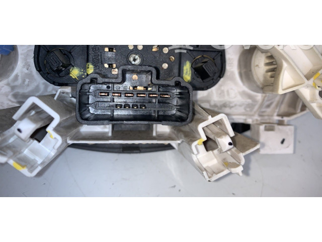 Блок управления климат-контролем 6001551800 Dacia Logan I