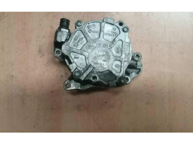 Vstřikovací čerpadlo 03L145100   Seat Ibiza IV (6J,6P)     