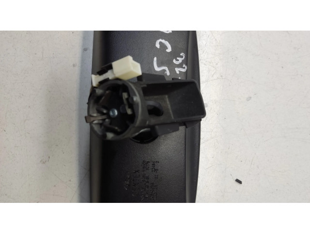 Зеркало заднего вида (в салоне)