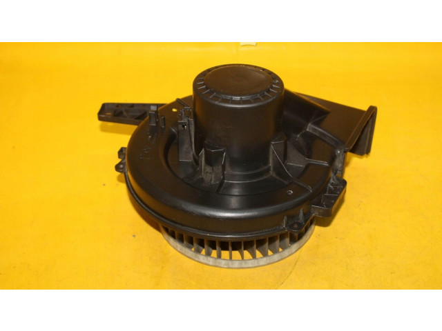 Вентилятор печки       Skoda Fabia Mk1 (6Y)